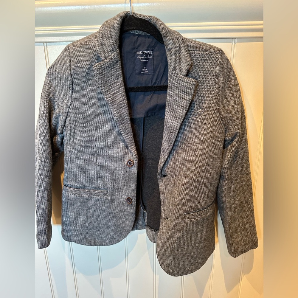 NUKUTAVAKE Boys Size 10 Grey Tweed Sports Jacket Blazer Designed in Spain